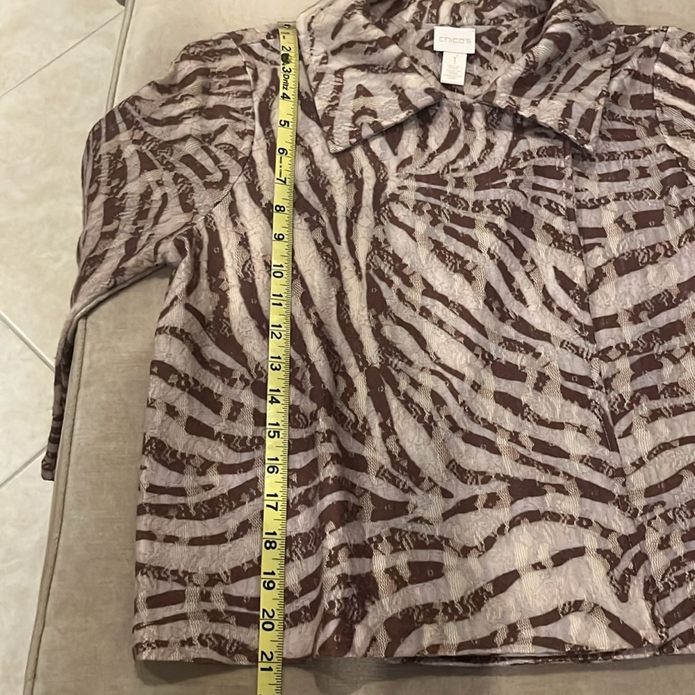 Chico's Zebra Lace Cardigan Jacket Brown Tan Lightweight Size 1 Medium NWT New - Picture 11 of 14